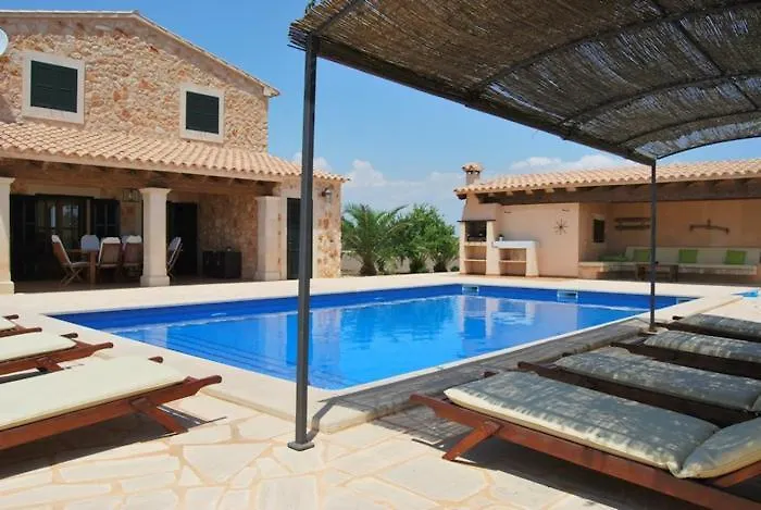 Holiday home Finca Poas Villa Llombarts