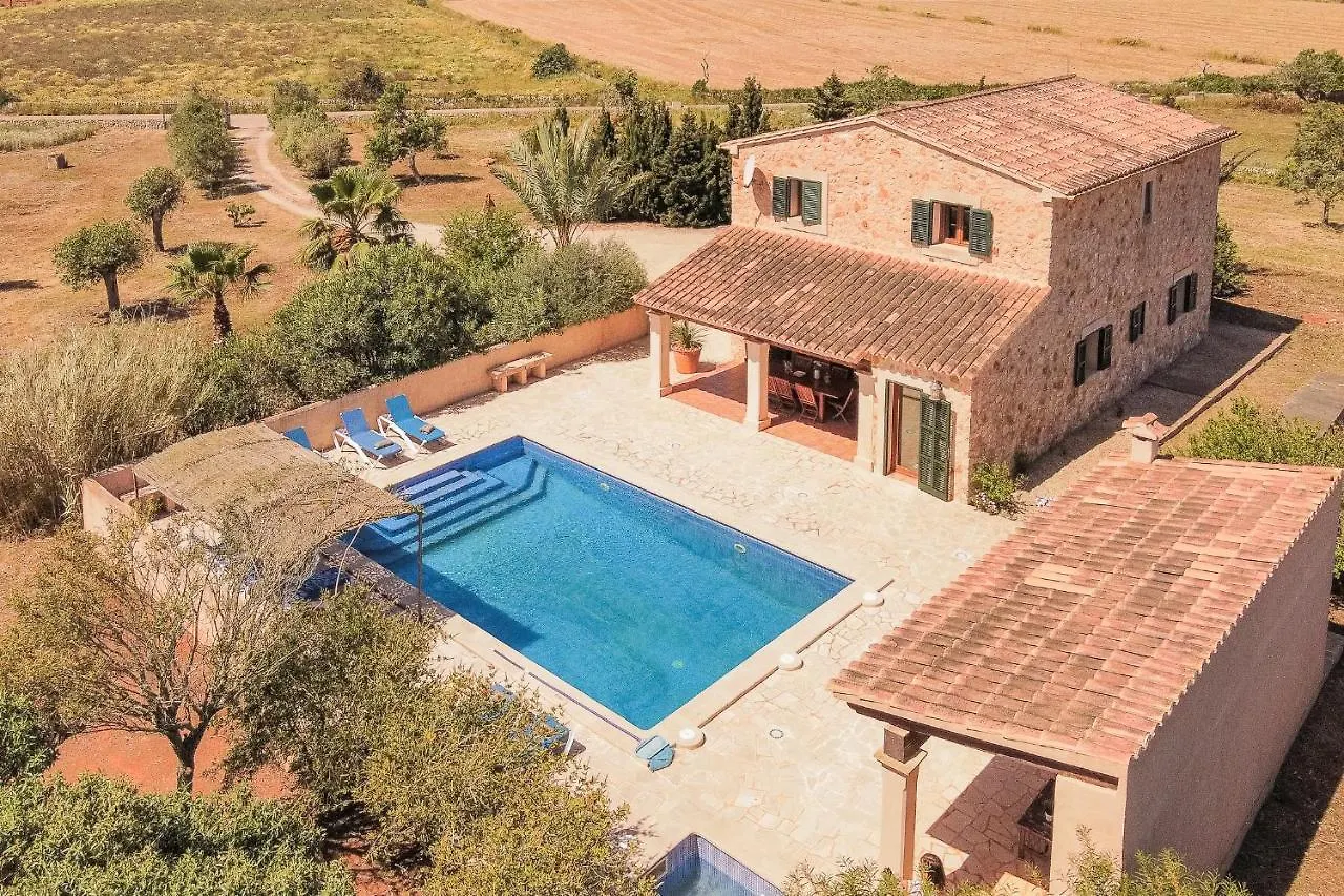 Finca Poas Villa Llombarts 0*,